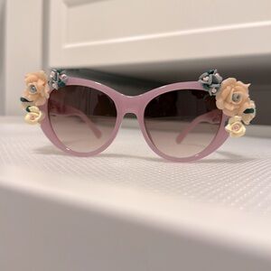 New vintagee style sunglassesss